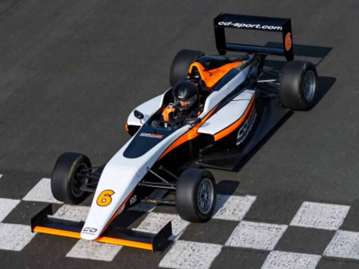 Stage de pilotage monoplace Formule 4, circuit de Val de Vienne