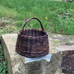 Stage de vannerie : petit panier rentrant