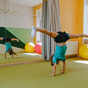 Stage gratuit vacances de décembre - Accro-sport 8-13 ans au centre Paris Anim' Wangari