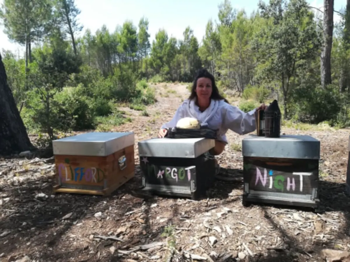 Stage journée apiculture à Mouriès (13)