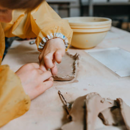 Stage Modelage instruments de musique en argile 7-10 ans