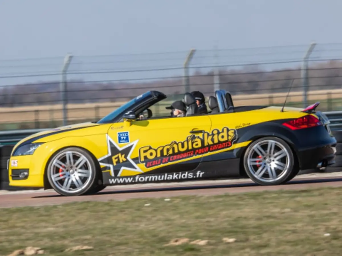 Stage Pilotage Enfant en Audi TT à Toulouse (31)