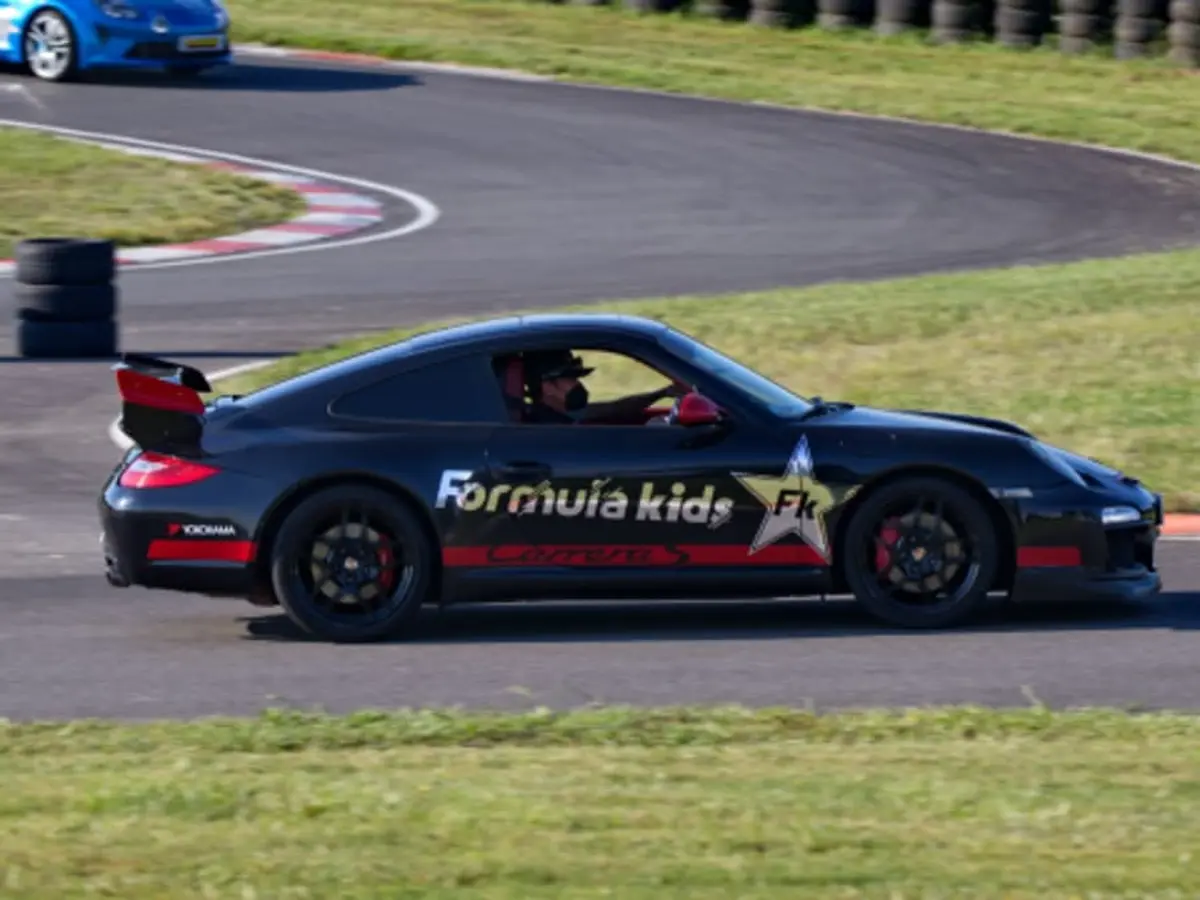 Stage Pilotage Enfant en Porsche 992 GT3 à Dreux (28)