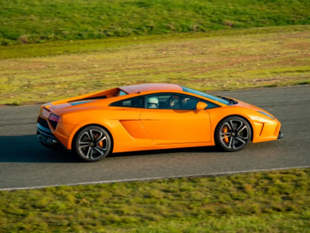 Stage pilotage Lamborghini Gallardo LP560, Circuit Ladoux (63)