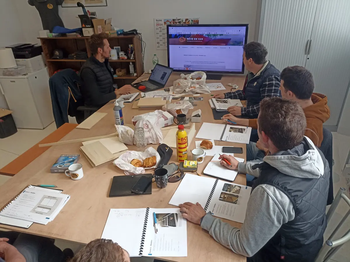Stage pratique - apprendre à aménager son propre van