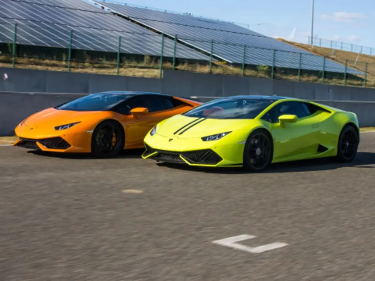 Stage trio Lamborghini Huracan/Porsche 991 GT3RS/Ferrari F8 (62)
