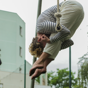 Stage vacances de décembre - Trapèze adultes au centre Paris Anim' Wangari