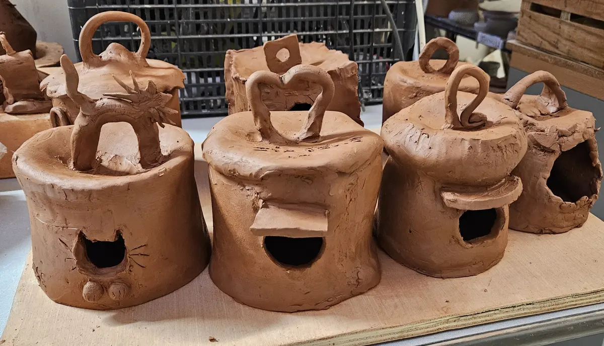 Stages de poterie enfants