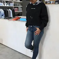 Ensemble Calvin Klein Jeans pour un look urbain et tendance DR