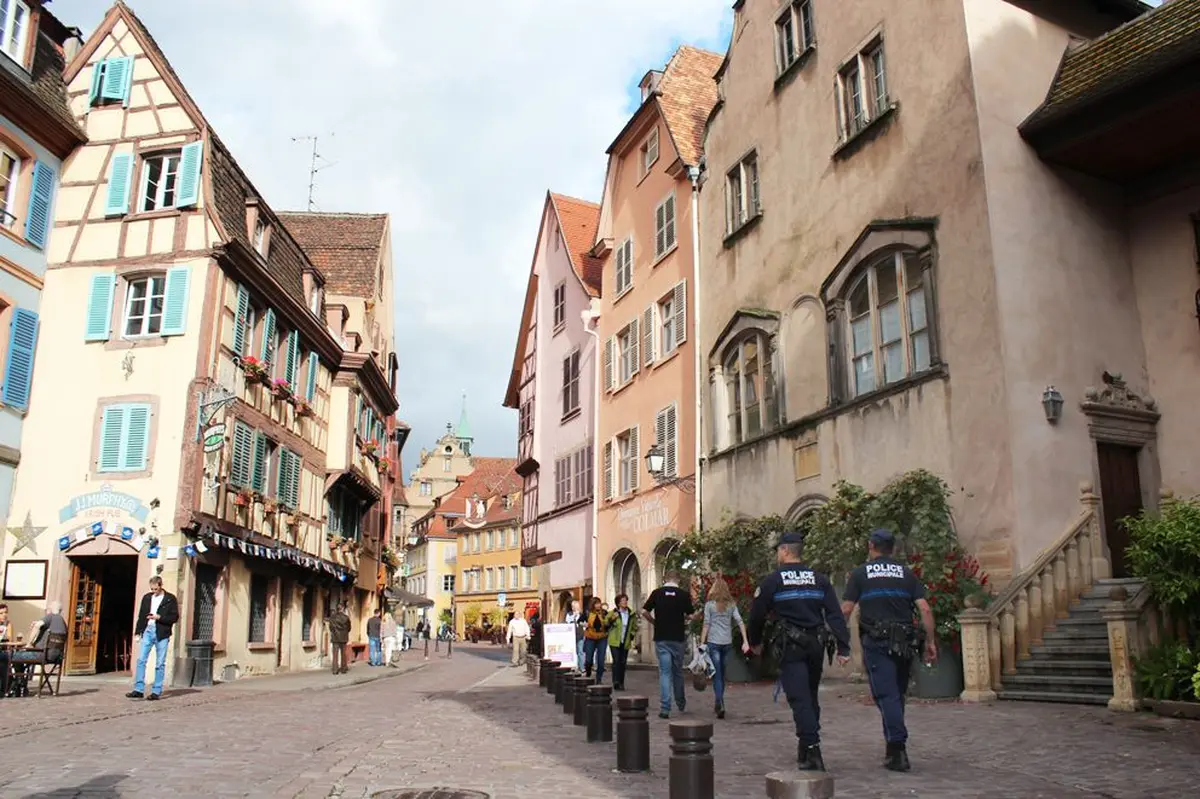 Parcourez la ville avec un guide! 