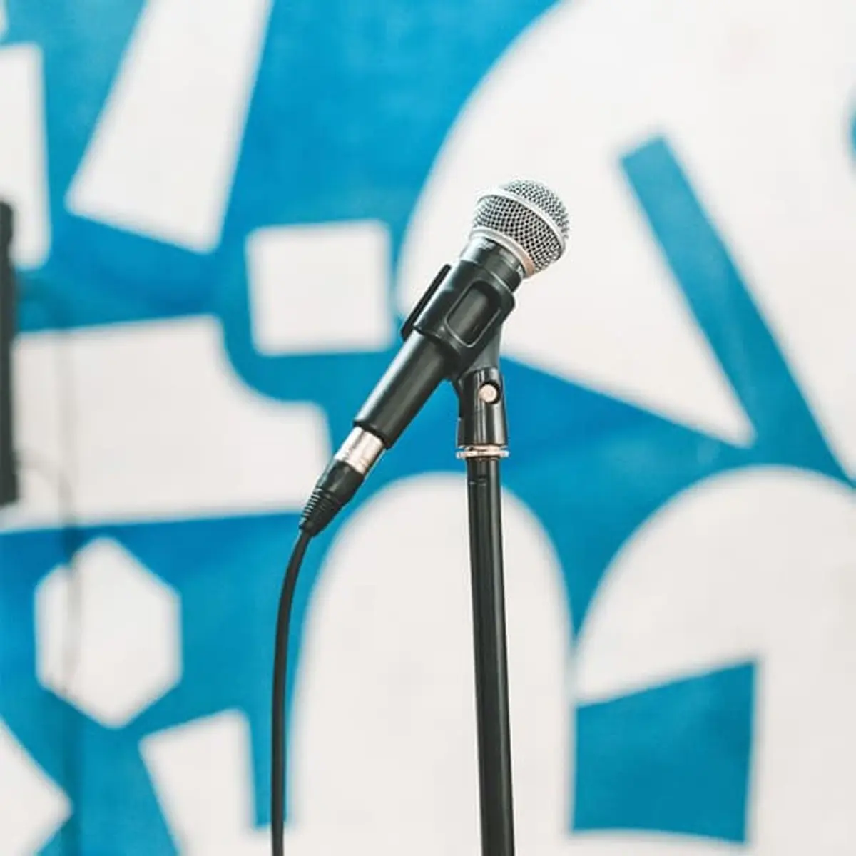 Sunny Comedy Club en terrasse