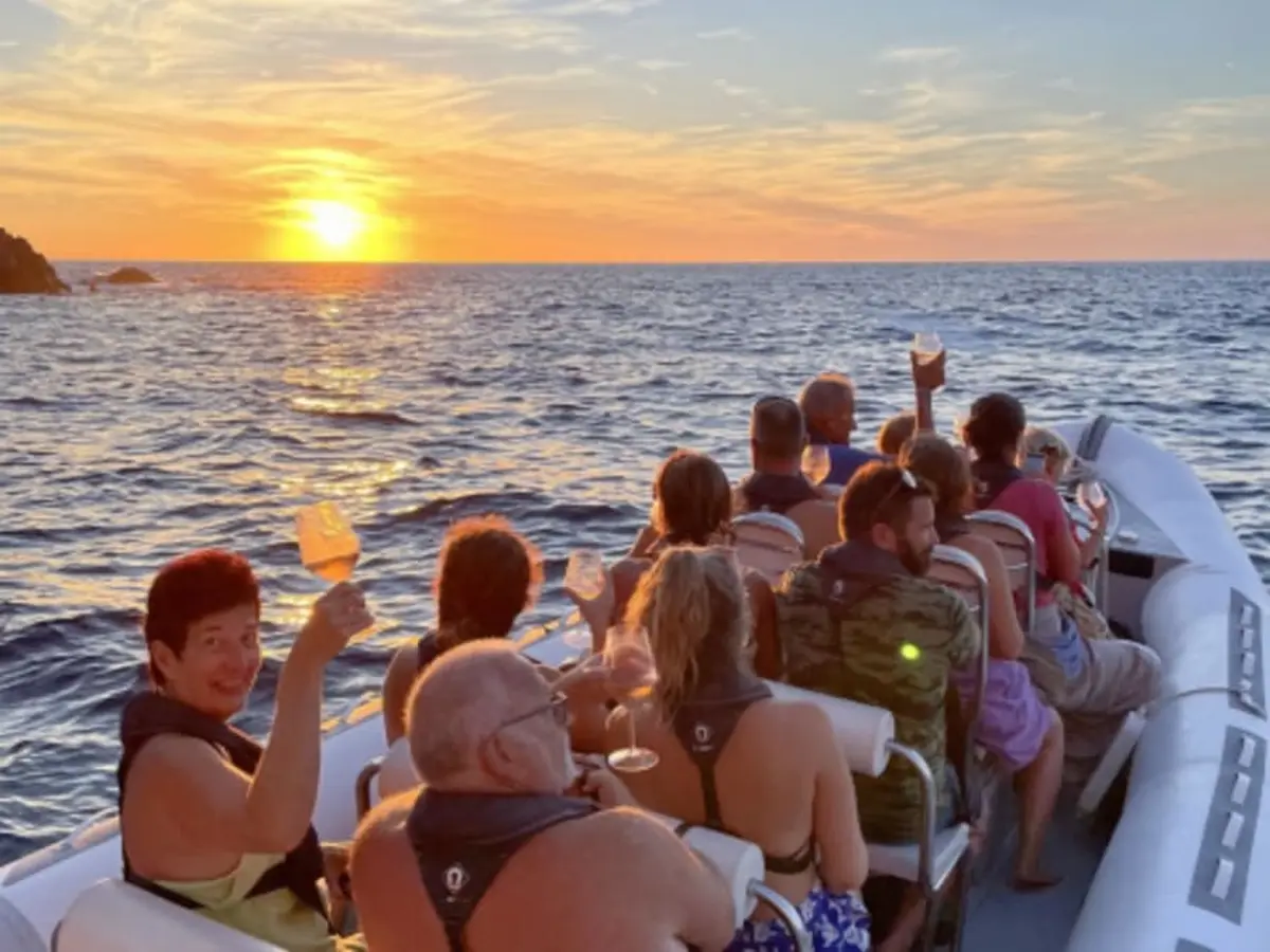 Sunset Scandola, Calanques de Piana en bateau 12 places