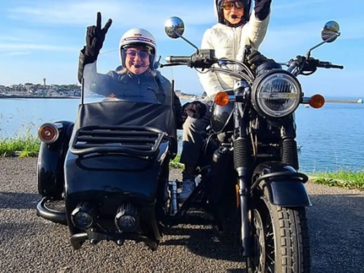 Sur la route de Txingudi en Side-Car (64)