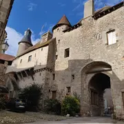 Sur les pas de Pierre, guide passionné, au cœur de Saint-Benoît-du-Sault