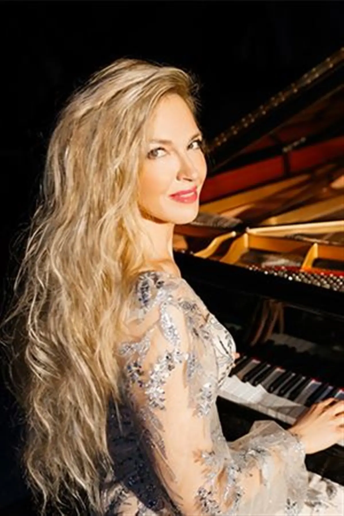 Svetlana Smolina, piano : Schubert, Schumann, Chopin, Liszt...