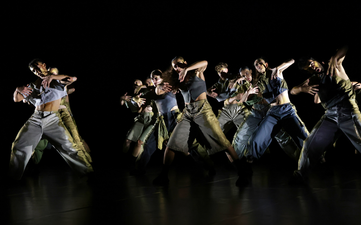 Synchronicité - Maud Le Pladec © César Vayssié