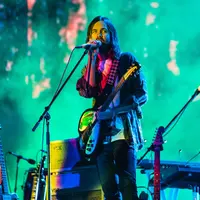 Tame Impala au Flow Festival Helsinki en 2019 &copy; Par Raph_PH — https://www.flickr.com/photos/69880995@N04/50012674293/, CC BY 2.0, https://commons.wikimedia.org/w/index.php?curid=92311140