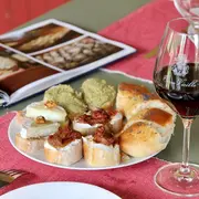 Tapas et Pintxos | Château Terre Vieille