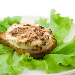 Tartine de chèvre au barbecue