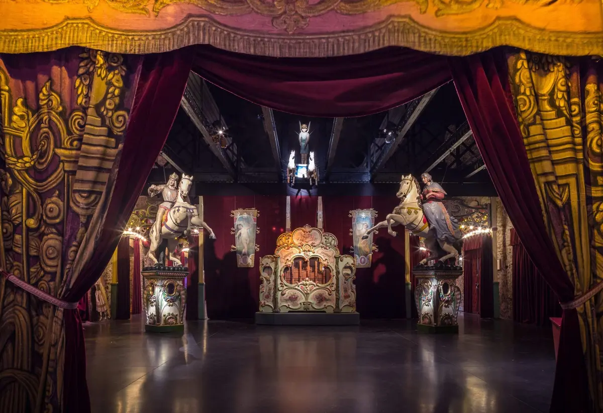 Le mus&eacute;e des Arts forains de Paris