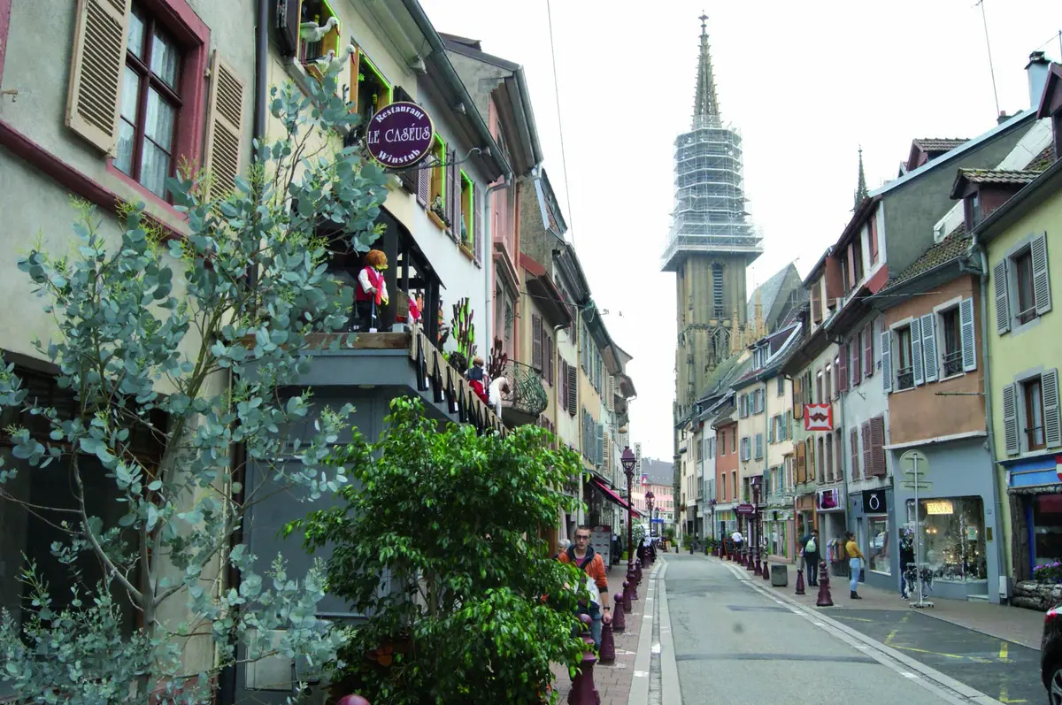 Les automates du restaurant Le Caseus ont égayés la grisaille cet été...