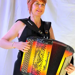Thé dansant avec Nelly Music et Gilles Blagur