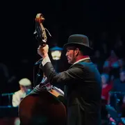 The Jazz Room : un hommage à Frank Sinatra et à Louis Armstrong