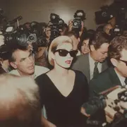 The Jury Experience: Diamants, mensonges et un mort