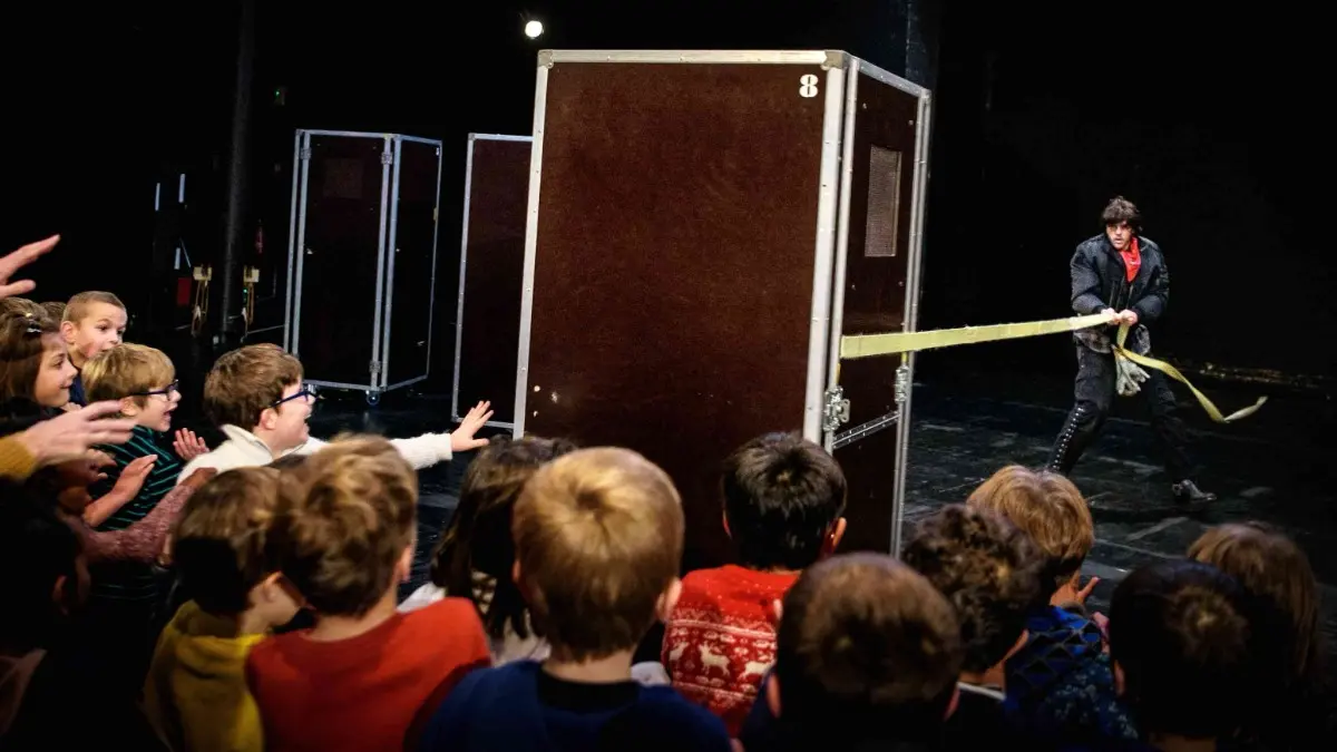 Théâtre  : À Poils à Vire Normandie