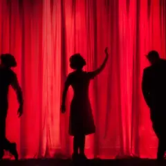 Théâtre :  Bertrand Pète Les Plombs (dernière)