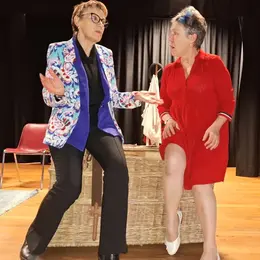 Théâtre : Deux folies en faux semblant