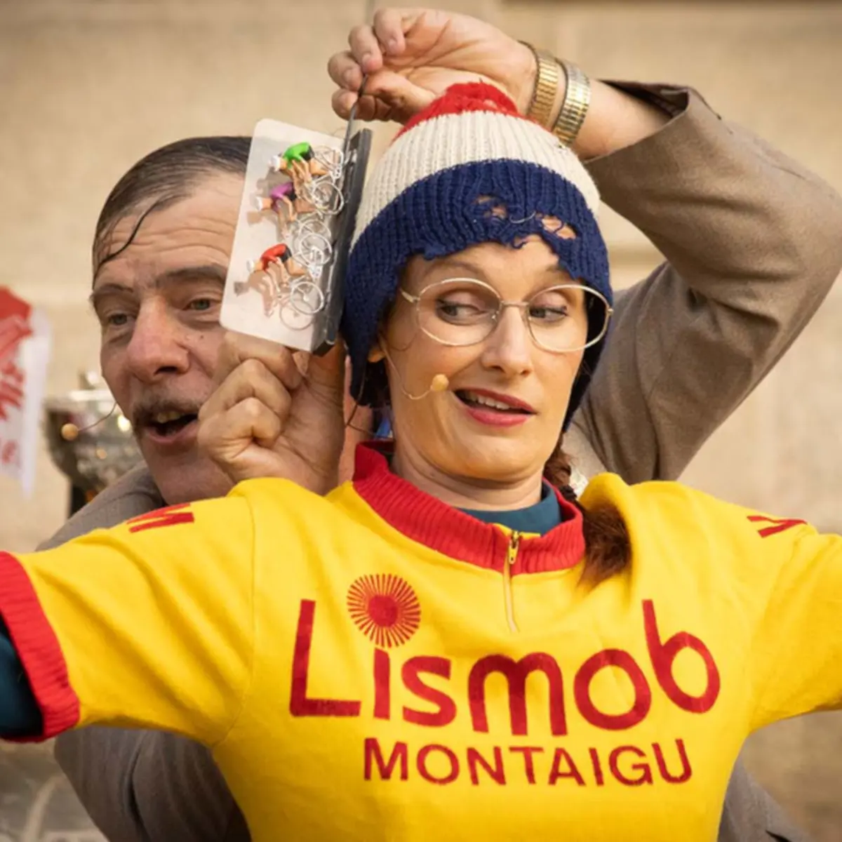 Théâtre et manipulation d'objets C’est pas du vélo de la compagnie Monde à part