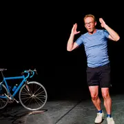 [Théâtre] L'Échappée - récit d'un cycliste - Cyril Fragniere