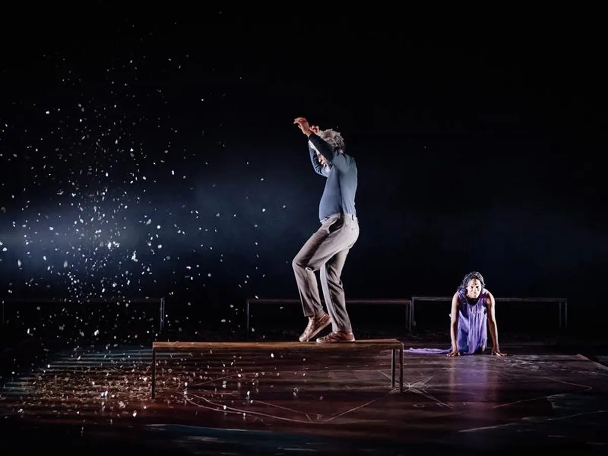 Théâtre - La chute infinie des soleils