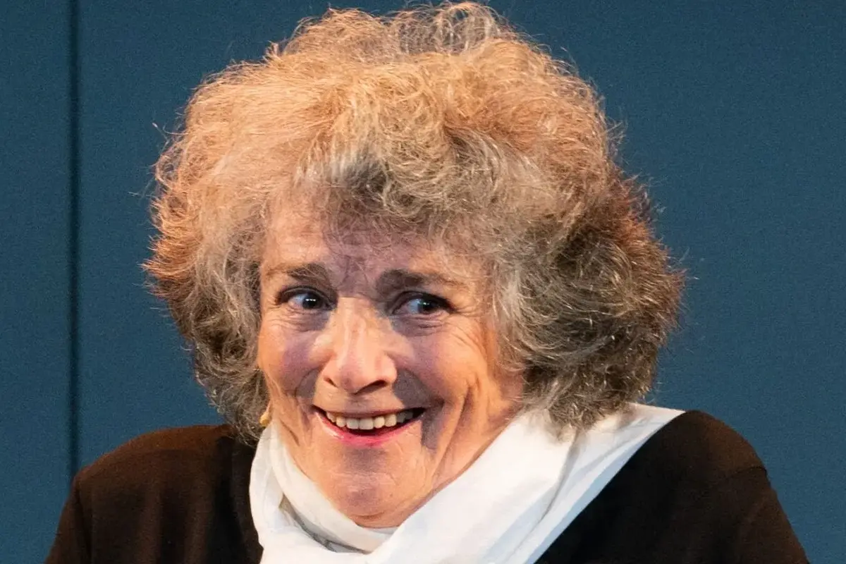 Théâtre | La crise, adapté du film culte de Coline Serreau