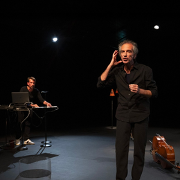 Théâtre : La Prédiction des oscillations