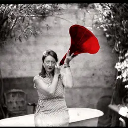 Théâtre - Madame
