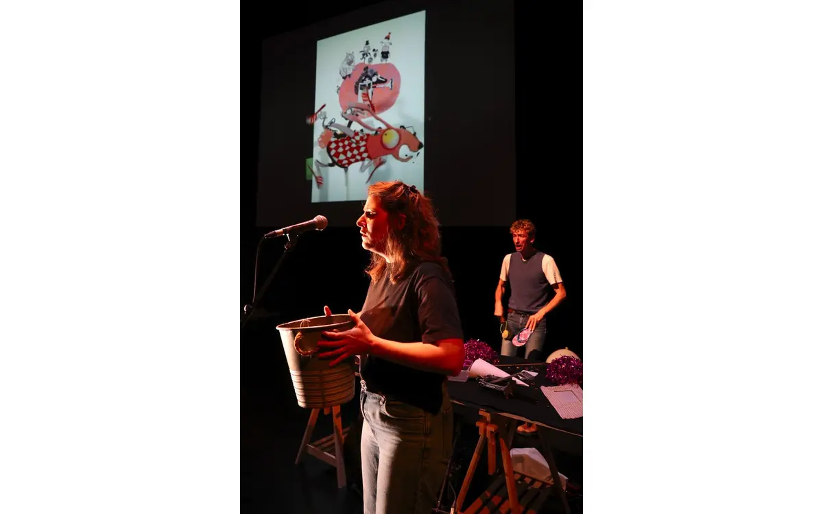 Théâtre pour enfants: Le loup en slip
