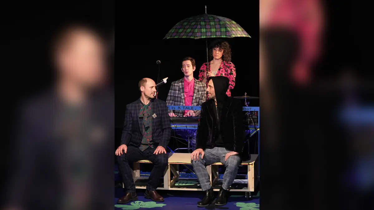 Théâtre : S.H.A.K.E.S.P.E.A.R.E