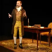 Théâtre Seul en scène Figaro-ci, Beaumarchais-là à l'Ébénisterie