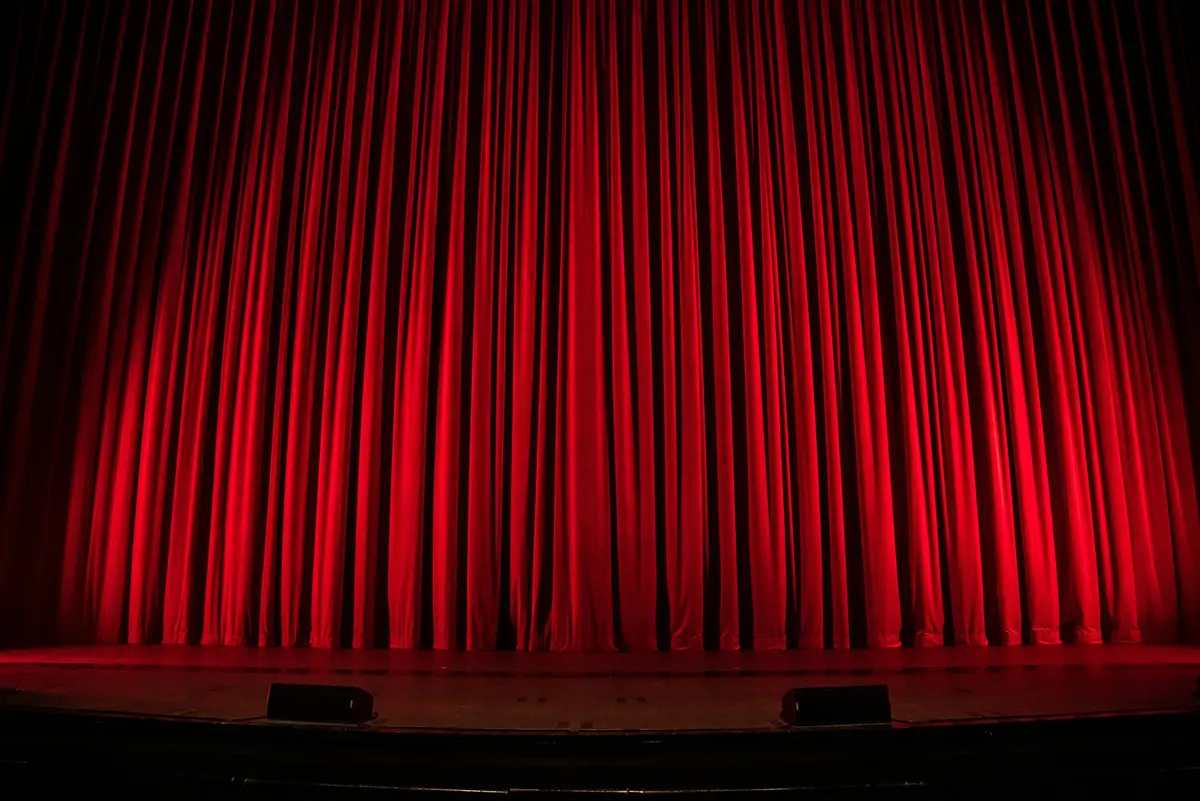 Théâtre : Un Jour Comme Les Autres