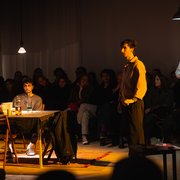 Toast (théâtre) au Consulat Voltaire