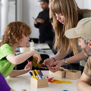 Tongs feuilles ciseaux (visite-atelier, 6/10 ans)