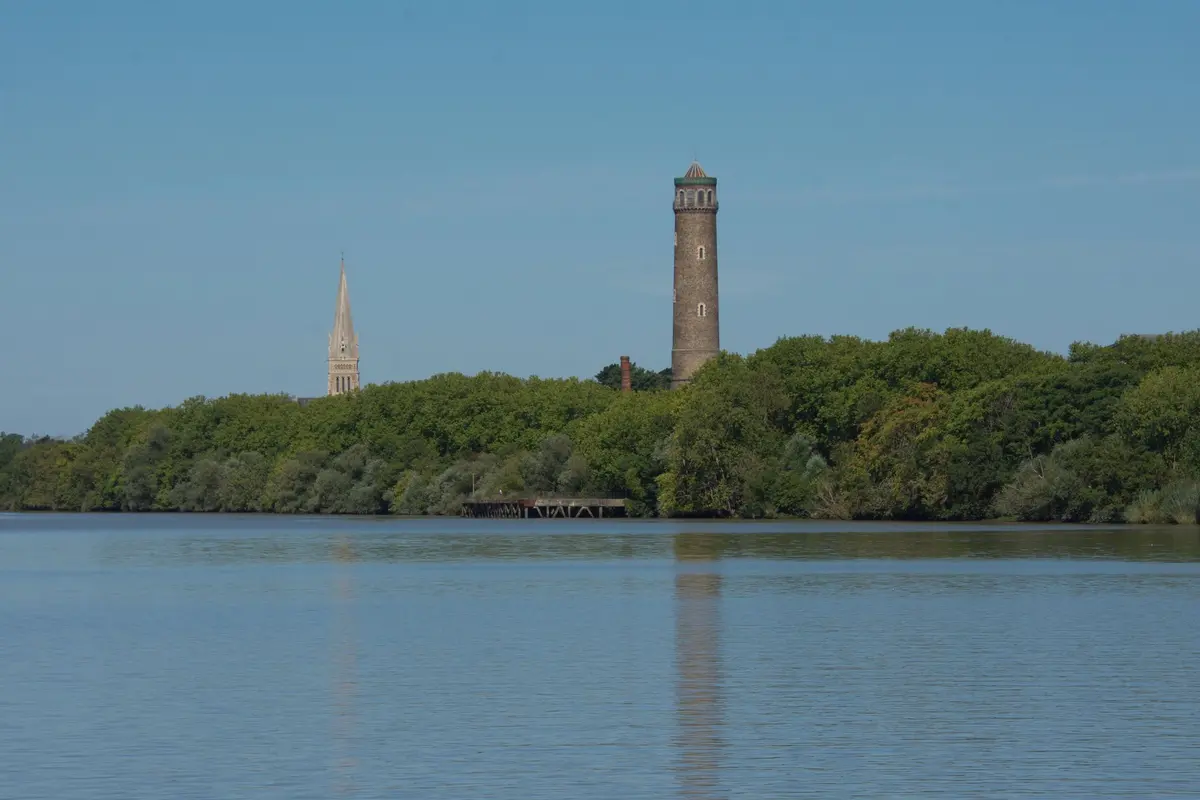 Tour à plomb