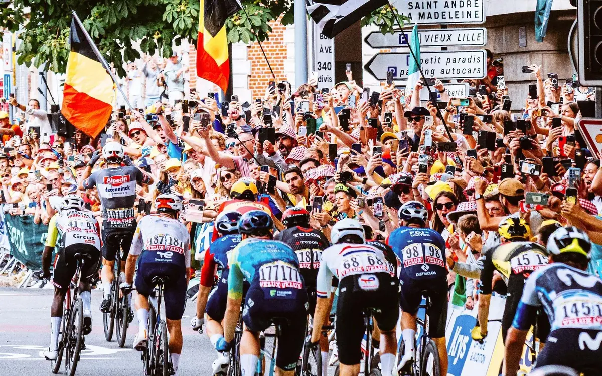Tour de France 2026 : liste officielle des &eacute;quipes et coureurs engag&eacute;s + les favoris &agrave; suivre