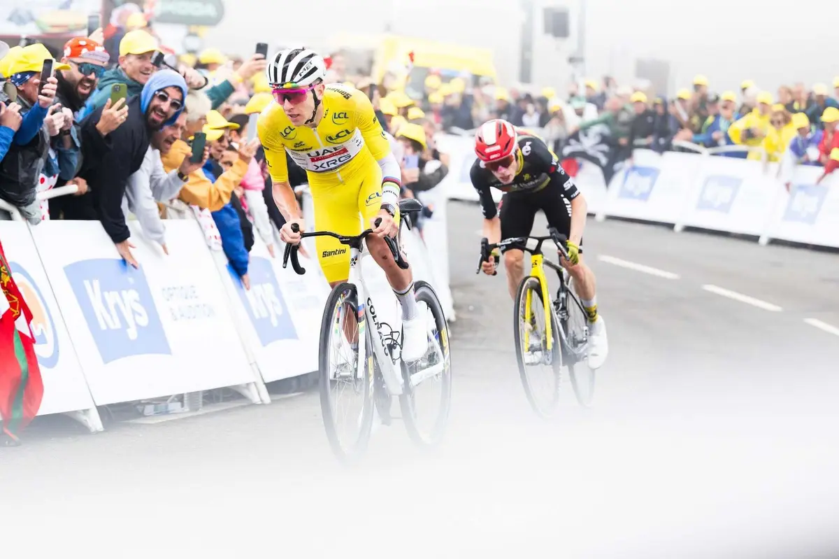 Tour de France 2026 : liste officielle des &eacute;quipes et coureurs engag&eacute;s + les favoris &agrave; suivre
