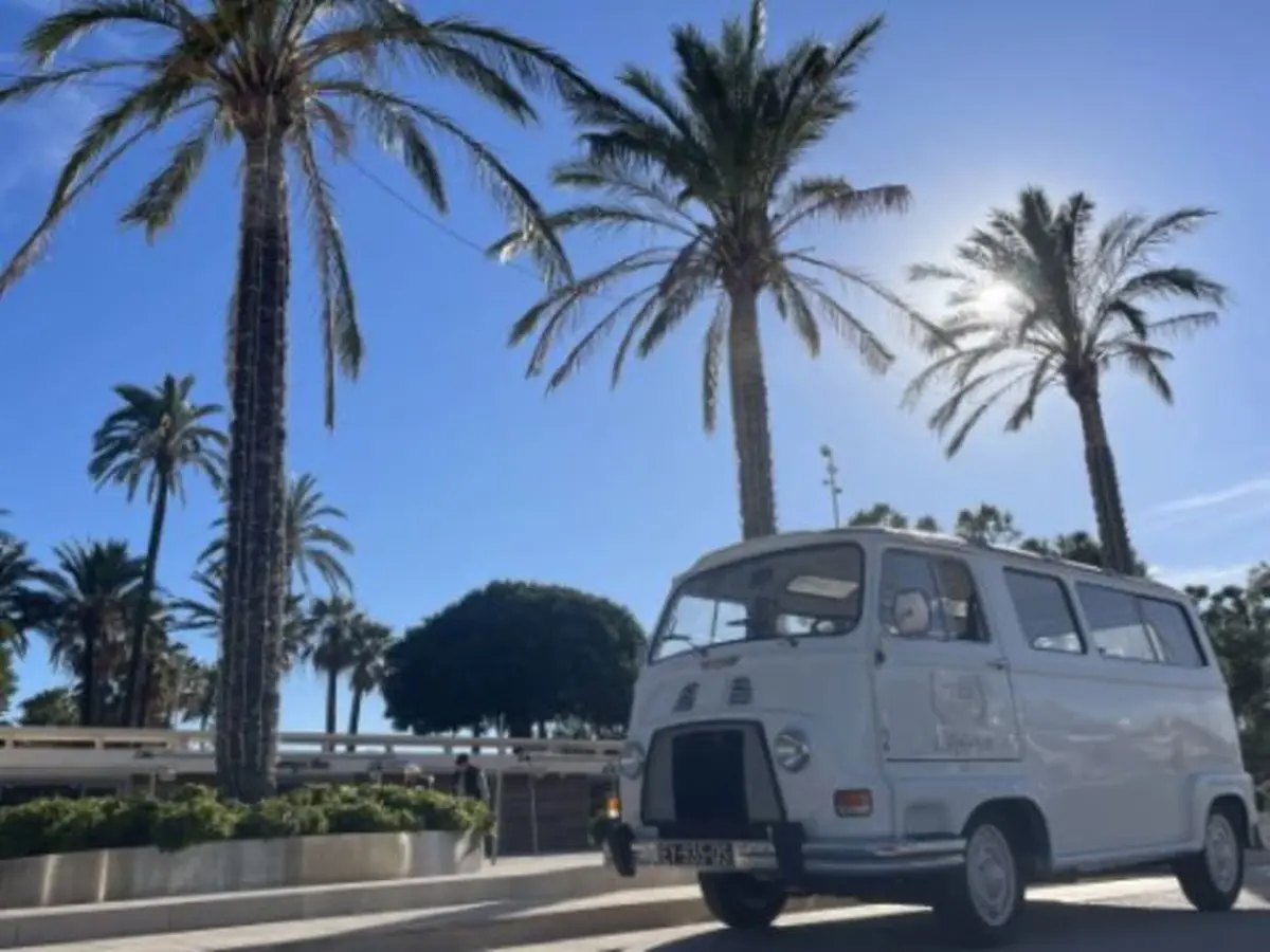 Tour de Légende en van vintage  à Cannes (06)