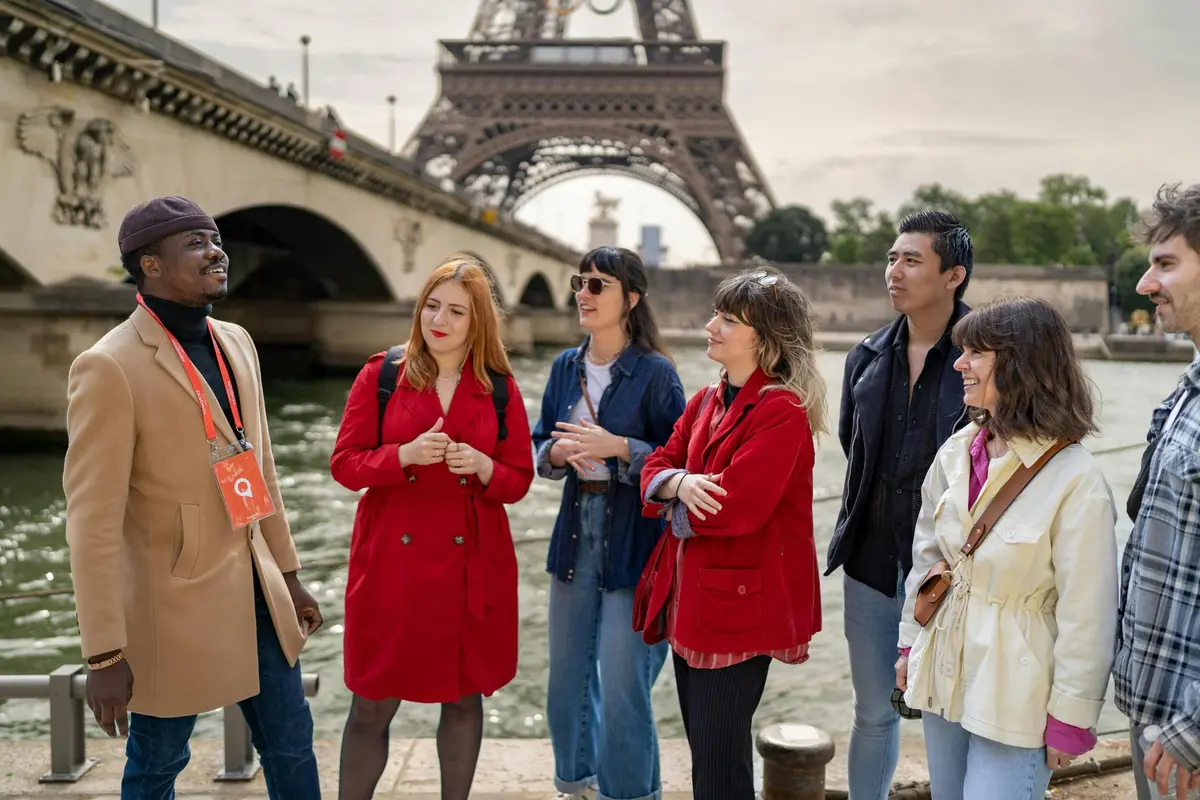Tour Eiffel : Accès réservé au sommet + visite en petit groupe