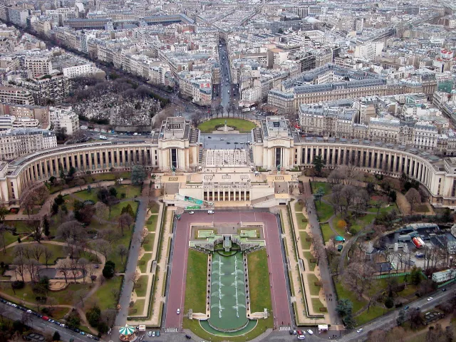 Vue du Trocadéro depuis la Tour Eiffel