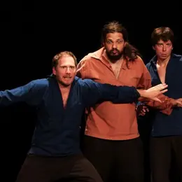 Tournée à vélo - Théâtre : le Manuscrit des chiens